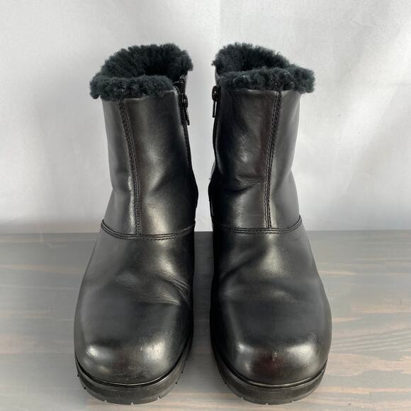 VTG UGG Australia Y2K 90s Leather Fur Boots Women 9 Black Chunky Platform Goth - Picture 3 of 11